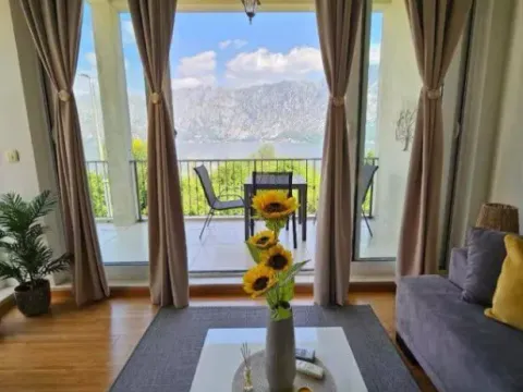 Sale, one bedroom apartment, 41m², Prčanj, Kotor - image 9