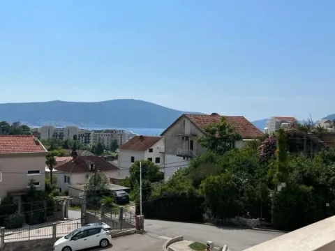 Sale, one bedroom apartment, 46m², Tivat, Crna Gora - image 8