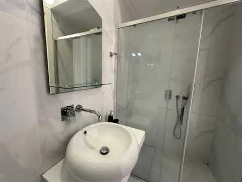 Rent, two bedroom apartment, 54m², Bečići, Budva - image 20