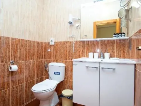 Rent, hospitality venue, 1500m², Bečići, Budva - image 16