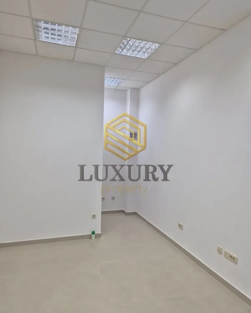 Izdavanje, poslovni prostor, 20m², Stari Aerodrom, Podgorica