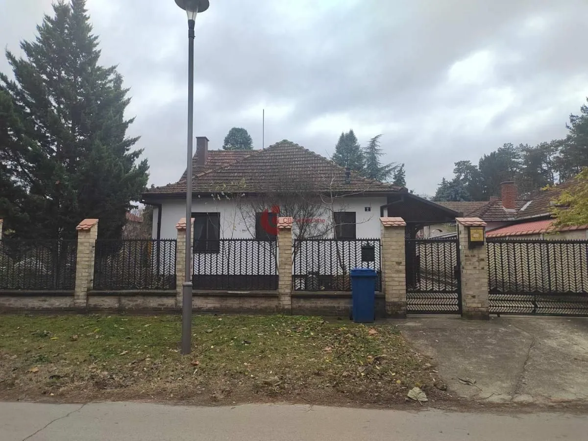 Prodaja, kuća, 220m², Palić, Subotica