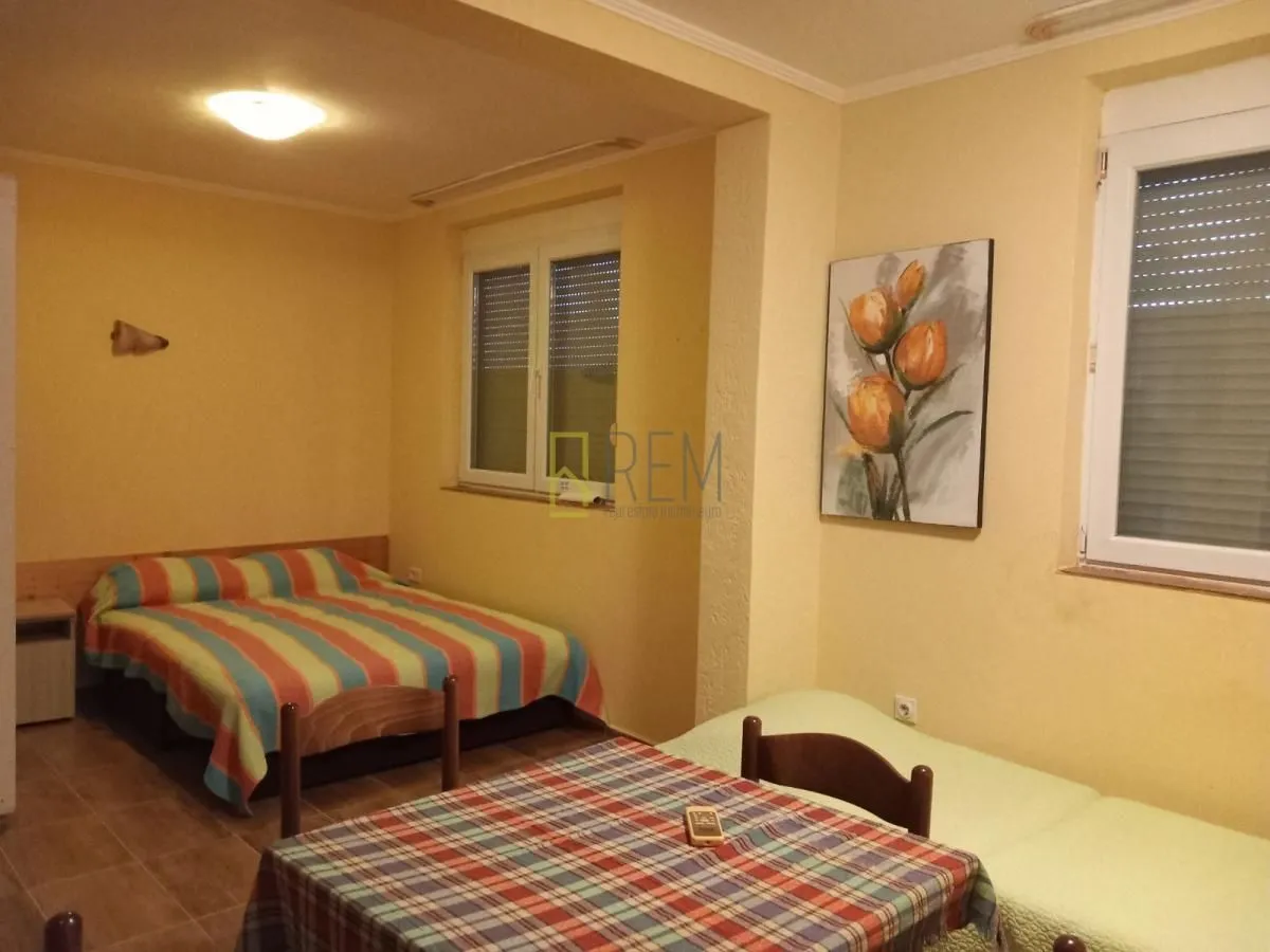 Sale, house, 380m², Kruče, Ulcinj
