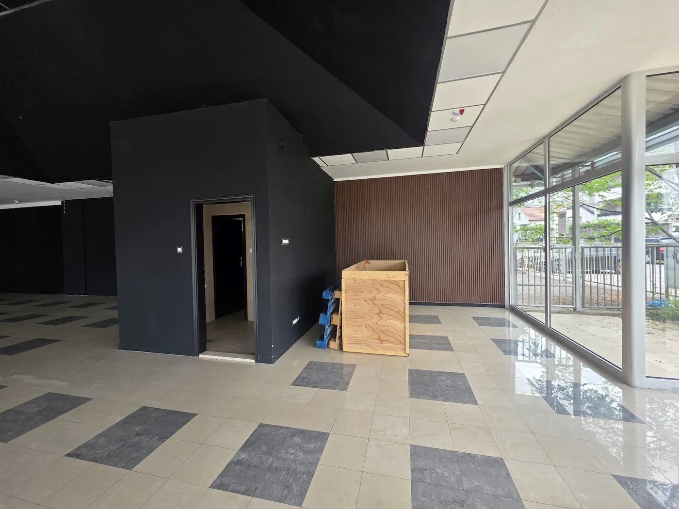 Rent, office space, 281m², Masline, Podgorica