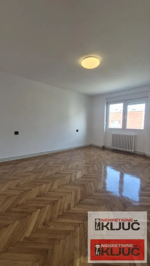 Sale, three bedroom apartment, 58m², Cara Dušana, Novi Sad Sve Podlokacije