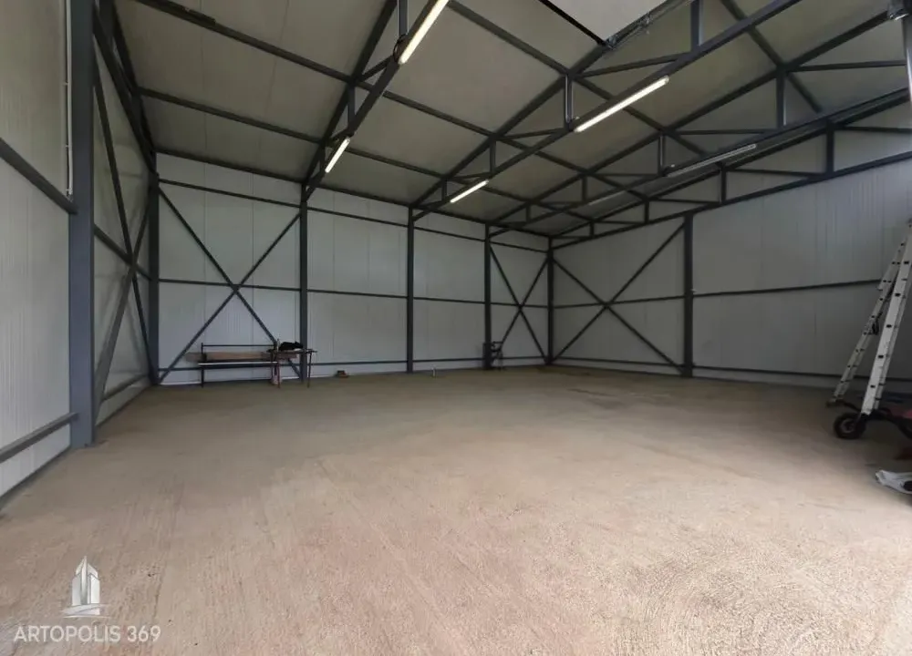 Izdavanje, poslovni prostor, 131m², Ledine, Beograd