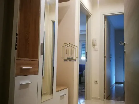 Izdavanje, jednosoban stan, 42m², Vezirov Most, Podgorica - image 5