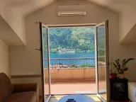 Prodaja, dvosoban stan, 62m², Dobrota, Kotor - image 3