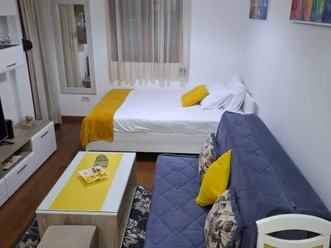 Izdavanje, stan, 30m², Stara Varoš, Podgorica - image 7