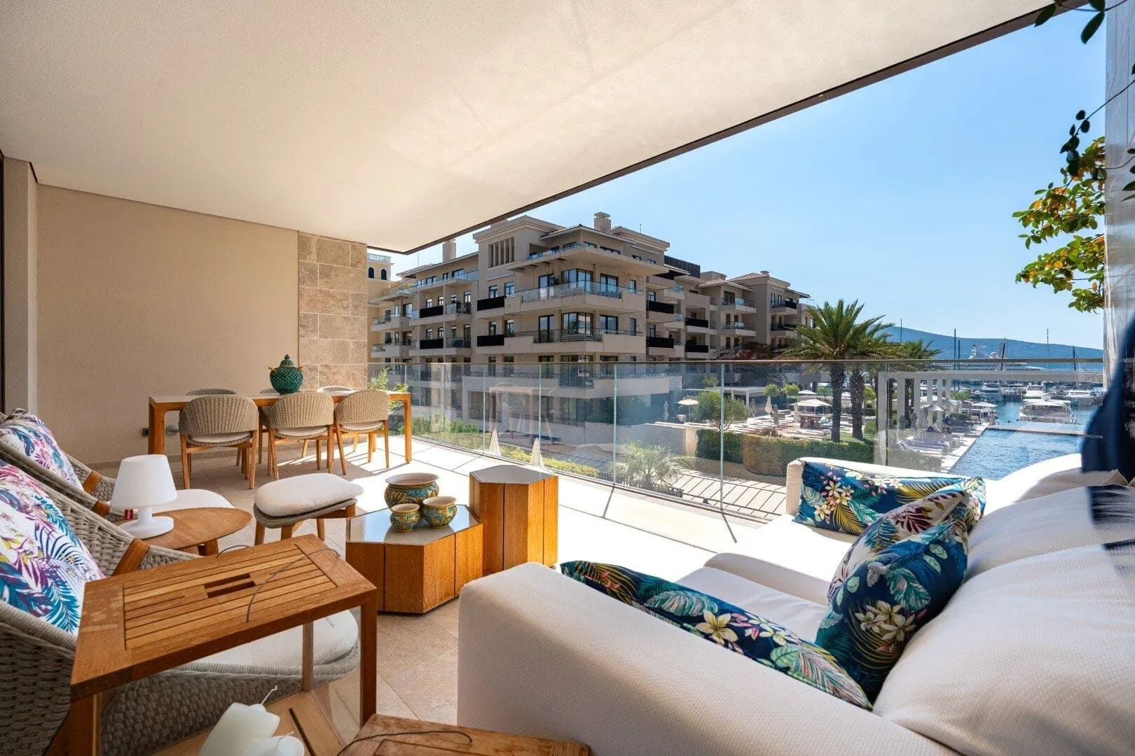 Sale, two bedroom apartment, 175m², Porto Montenegro, Tivat