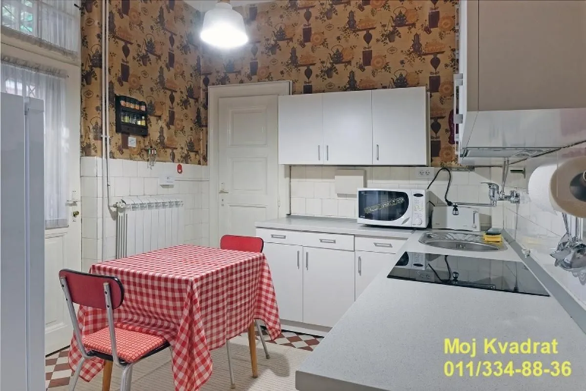 Sale, four bedroom apartment, 121m², Stari Grad, Beograd