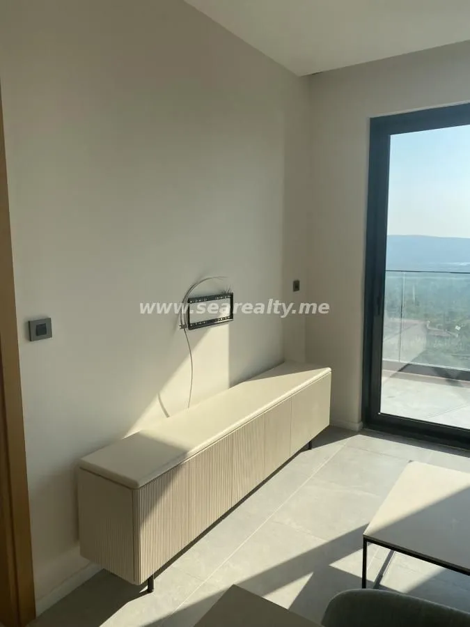 Sale, one bedroom apartment, 45m², Kavač, Kotor