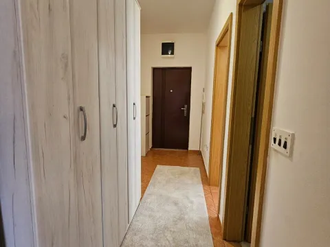 Prodaja, jednosoban stan, 42m², Zabjelo, Podgorica - image 8