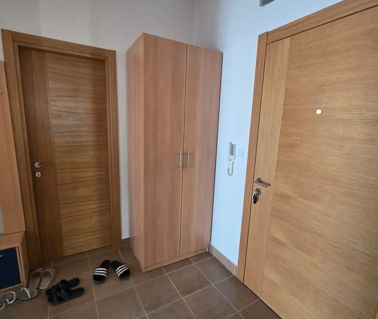Rent, one bedroom apartment, 46m², Kava, Tivat