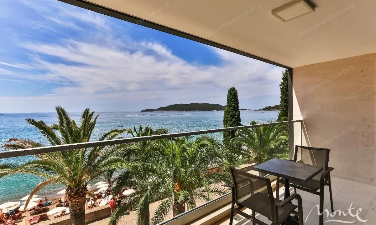 Sale, two bedroom apartment, 75m², Rafailovići, Budva