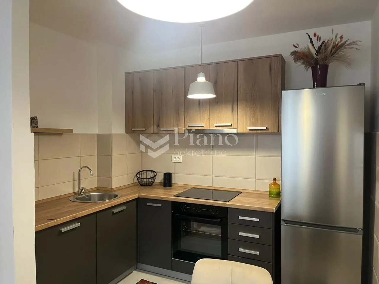 Rent, one bedroom apartment, 42m², Stari Aerodrom, Podgorica