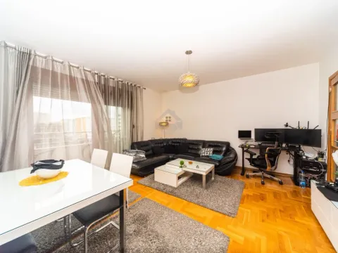 Sale, two bedroom apartment, 69m², Pobrežje, Podgorica - image 3