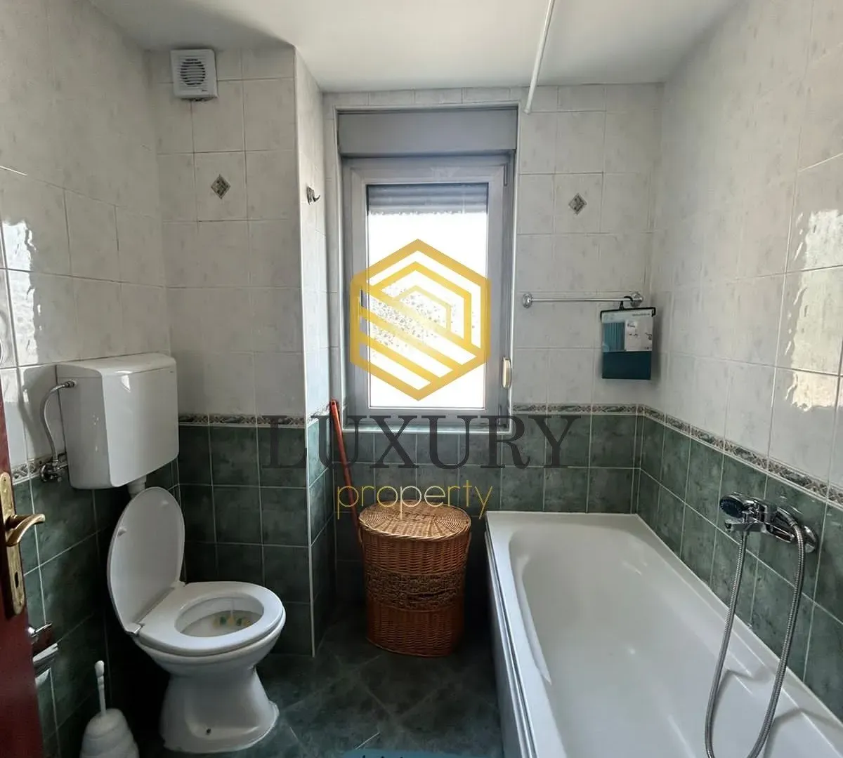 Rent, three bedroom apartment, 120m², Pobrežje, Podgorica