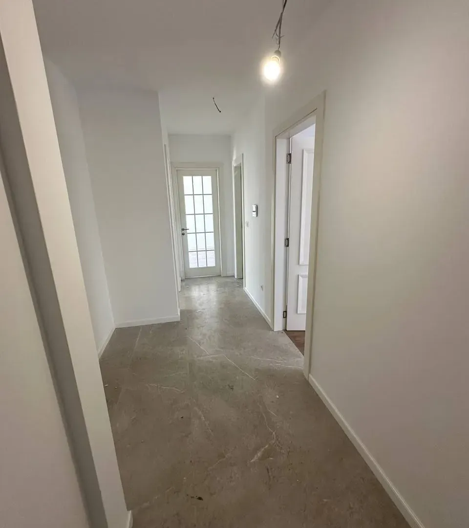 Prodaja, dvosoban stan, 72m², Dobrota, Kotor