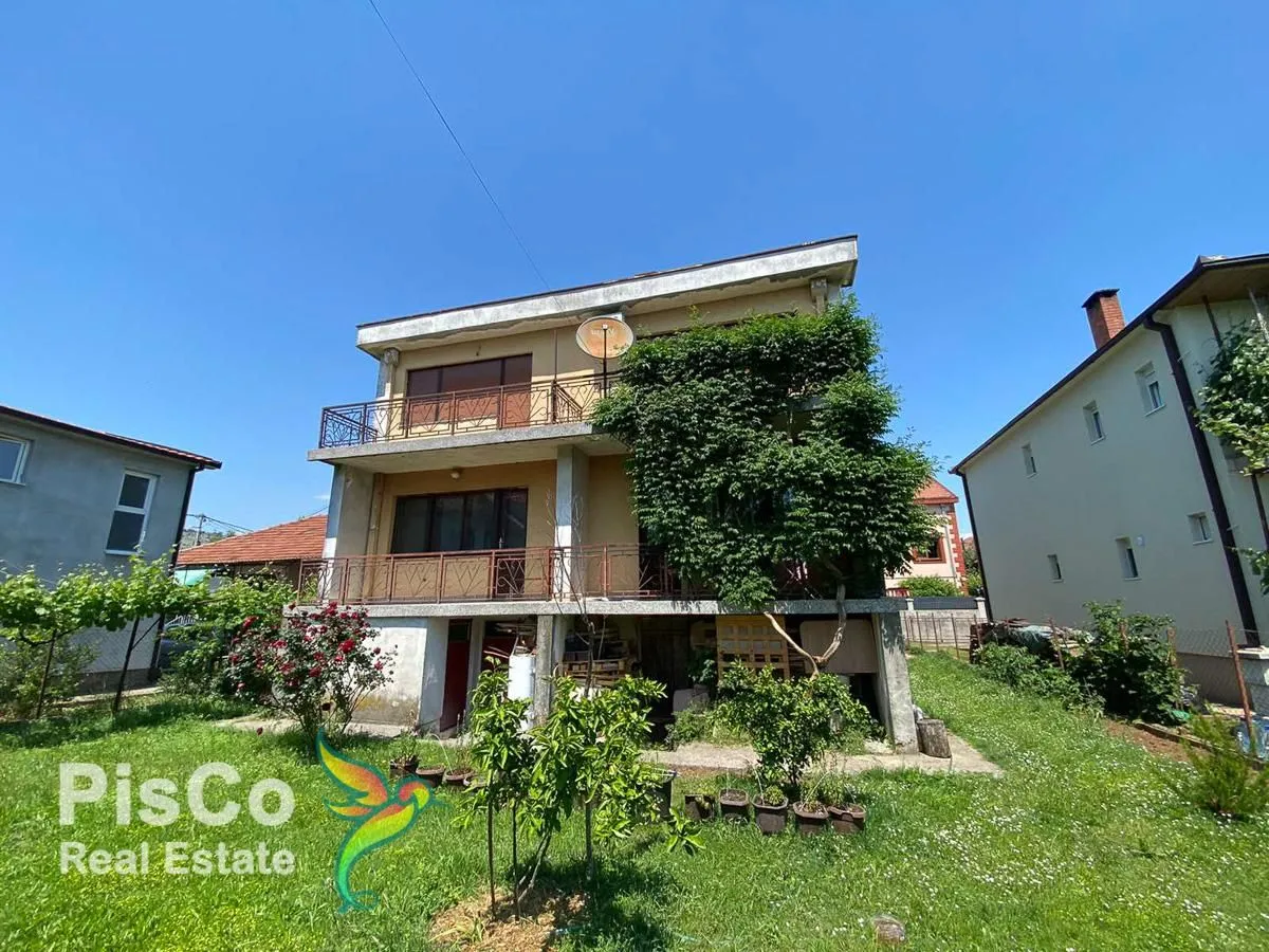 Sale, house, 190m², Tološi, Podgorica
