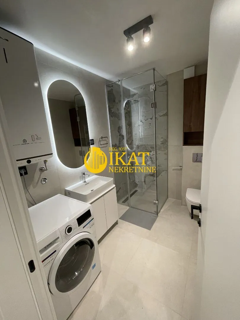 Rent, two bedroom apartment, 65m², Crveni Krst, Beograd