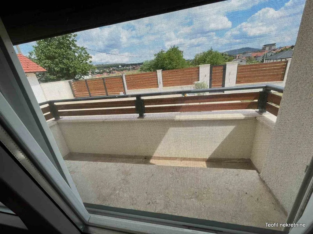 Izdavanje, kuća, 80m², Miljakovac, Rakovica