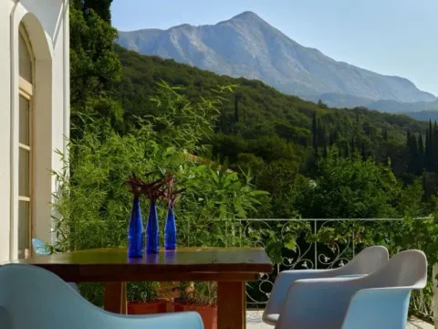 Prodaja, kuća, 300m², Herceg Novi, Crna Gora