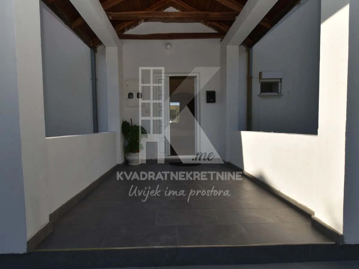 Prodaja, kuća, 160m², Murtovina, Podgorica