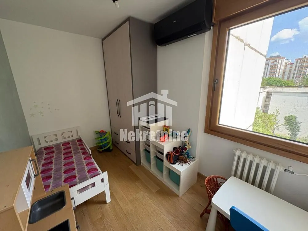 Prodaja, trosoban stan, 74m², Stari Grad, Beograd