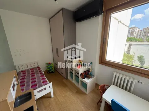 Prodaja, trosoban stan, 74m², Stari Grad, Beograd - image 13