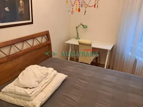 Izdavanje, četvorosoban stan, 98m², Centar, Novi Sad - image 7