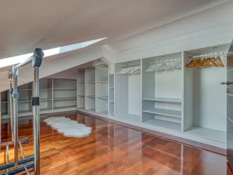 Sale, four bedroom apartment, 190m², Rozino, Budva - image 10