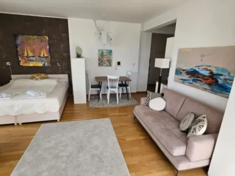 Izdavanje, dvosoban stan, 75m², Gospoština, Budva - image 6