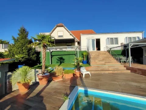 Sale, house, 380m², Sremska Kamenica, Petrovaradin - image 10