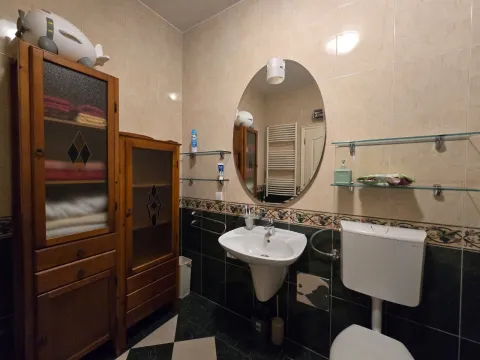 Rent, three bedroom apartment, 114m², Pod Goricom, Podgorica - image 12