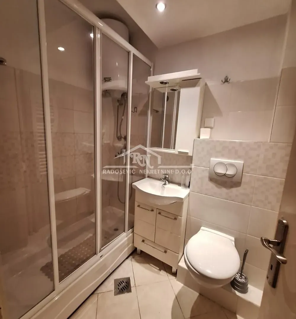 Rent, one bedroom apartment, 41m², Čukarica, Beograd