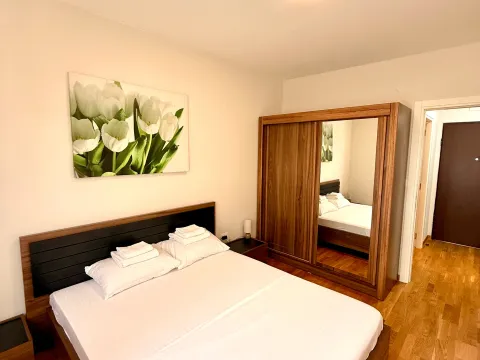 Rent, one bedroom apartment, 44m², City Kej, Podgorica - image 4