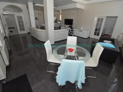 Prodaja, kuća, 760m², Višnjica, Palilula Sve Podlokacije - image 20