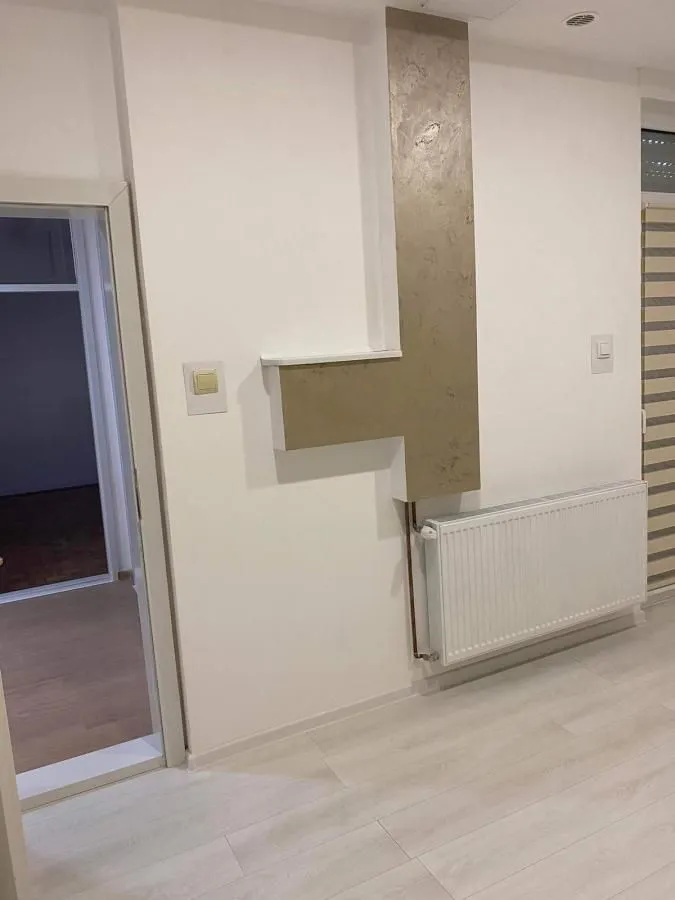 Prodaja, trosoban stan, 64m², Kikinda, Srbija