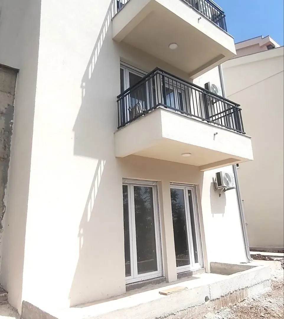 Sale, one bedroom apartment, 41m², Podkošljun, Budva
