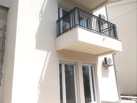 Prodaja, jednosoban stan, 41m², Podkošljun, Budva - image 9