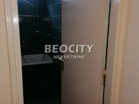 Prodaja, stan, 65m², Pejton, Podgorica - image 8