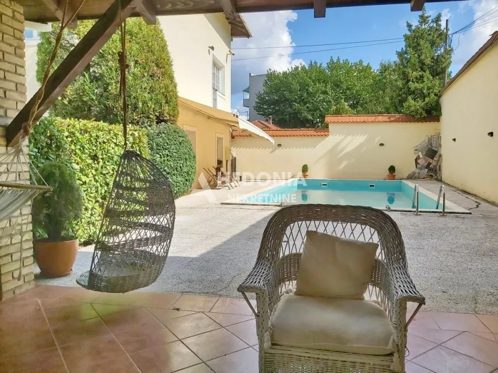 Rent, house, 450m², Zvezdara Sve Podlokacije, Beograd