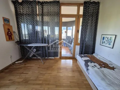 Rent, four bedroom apartment, 108m², Palilula Sve Podlokacije, Beograd - image 7