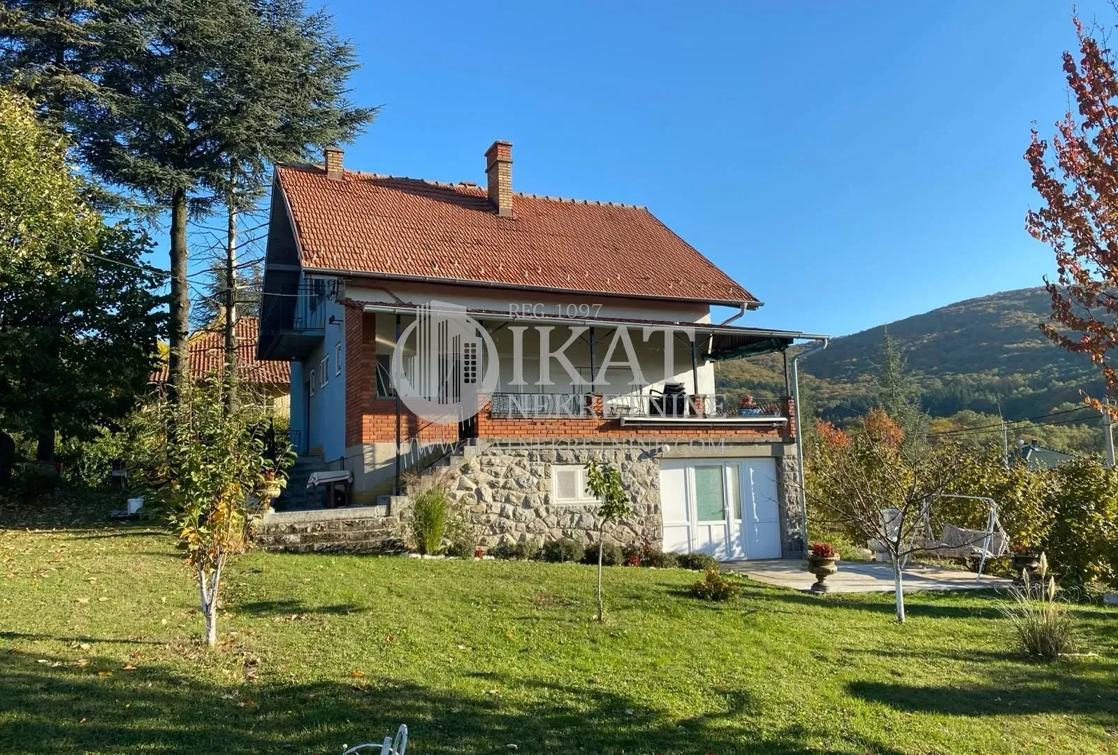 Prodaja, kuća, 240m², Kosmaj, Sopot