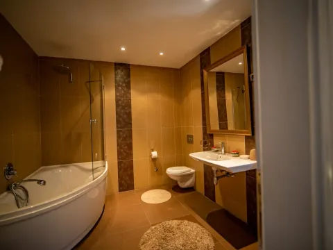 Prodaja, kuća, 150m², Radovići, Tivat - image 11