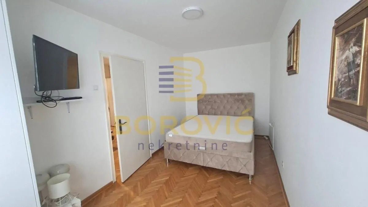Rent, three bedroom apartment, 47m², Vračar Hram, Vračar Sve Podlokacije