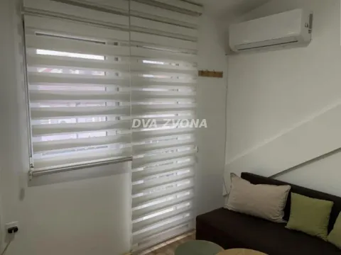 Prodaja, jednosoban stan, 24m², Centar, Novi Sad - image 2