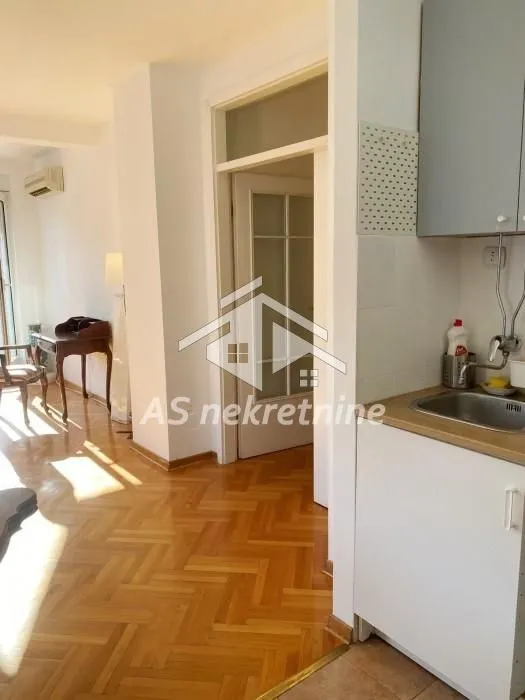 Rent, two bedroom apartment, 54m², Stari Grad, Beograd