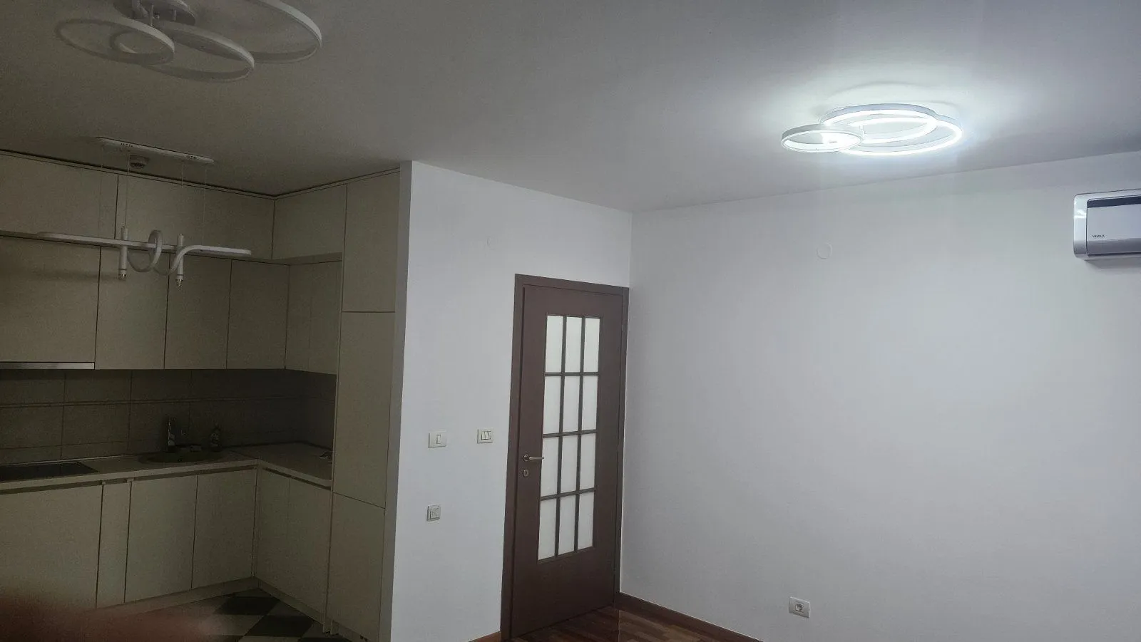 Izdavanje, trosoban stan, 75m², City Kvart, Podgorica